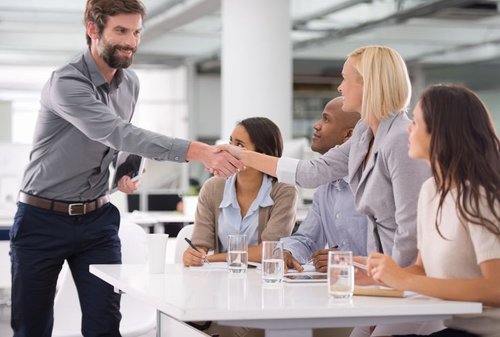 How to Welcome a New Employee to the Team